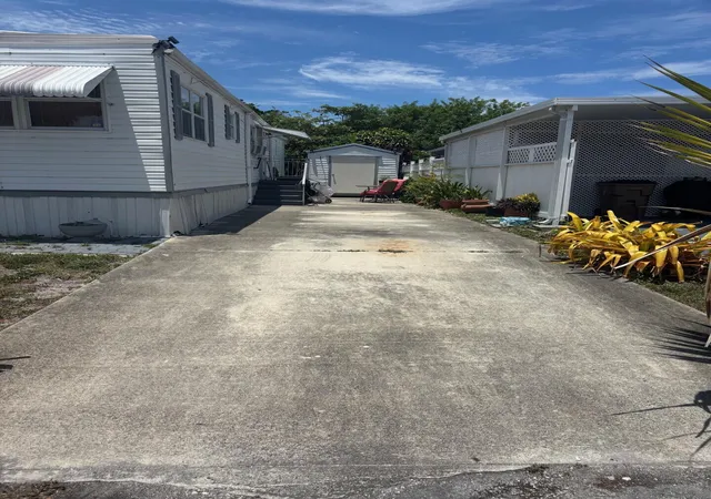Homes for sale in Deerfield Beach, FL | 109 Nw 50Th St, Deerfield Beach, FL 33064 | MLS# R11110603