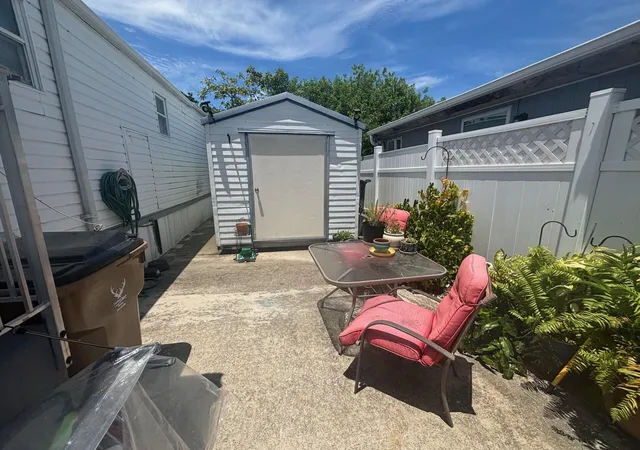 Homes for sale in Deerfield Beach, FL | 109 Nw 50Th St, Deerfield Beach, FL 33064 | MLS# R11110603