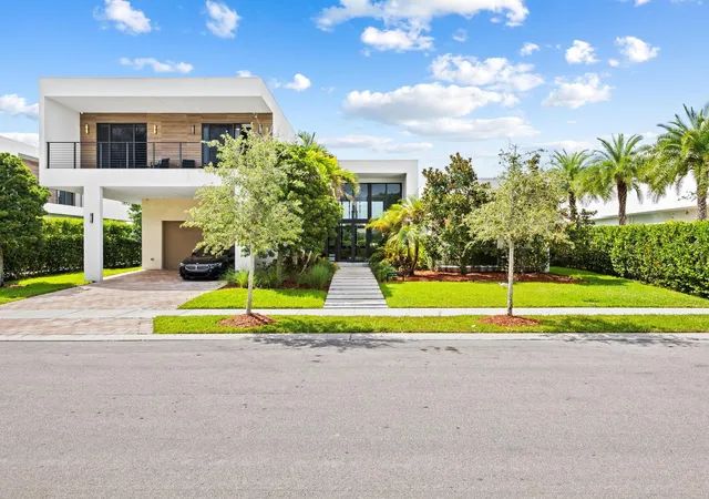 1st image of 16768 Natures Wy, Weston, FL 33326 | MLS# F10517202