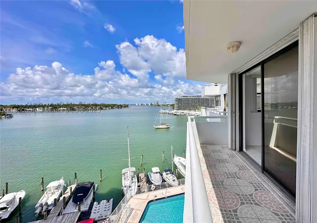 Homes for sale in Miami Beach, FL | 6830 Indian Creek Dr #6D, Miami Beach, FL 33141 | MLS# A11850550