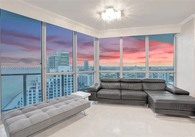 Photo 3 of Condo for sale at 3101 S Ocean Dr #3506, Hollywood, FL 33019 | MLS# A11850912 | Listing updated on 2026-09-30