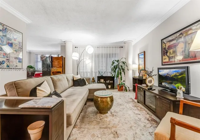 Photo 1 of Condo for sale at 4330 Hillcrest Dr #516, Hollywood, FL 33021 | MLS# A11851409 | Listing updated on 2026-08-23