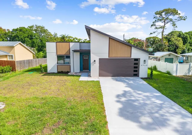 1st image of 6904 Salerno Rd, Fort Pierce, FL 34951 | MLS# F10515373