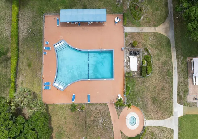 Homes for sale in Lauderdale Lakes, FL | 3000 Nw 48th Ter #423, Lauderdale Lakes, FL 33313 | MLS# F10518493