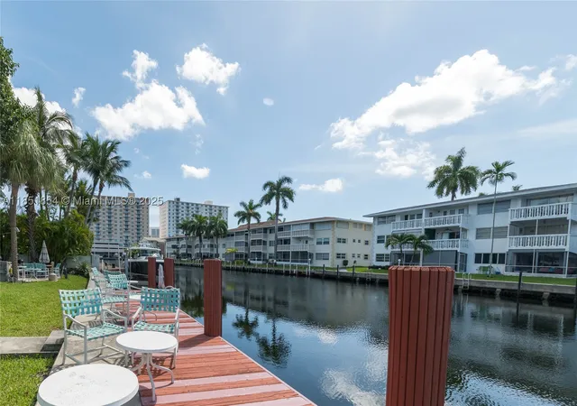 2nd image of 581 Blue Heron Dr, Hallandale Beach, FL 33009