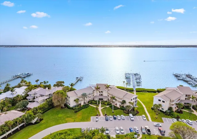 2nd image of 2370 Ne Ocean Blvd #A203, Stuart, FL 34996 | MLS# R11113391