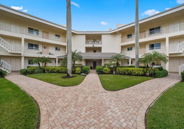 Homes for sale in Stuart, FL | 2370 Ne Ocean Blvd #A203, Stuart, FL 34996 | MLS# R11113391
