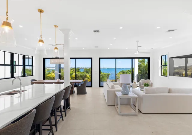 Homes for sale in Key West, FL | 231 E Shore Dr #Unit 5, Key West, FL 33040 | MLS# R11113480