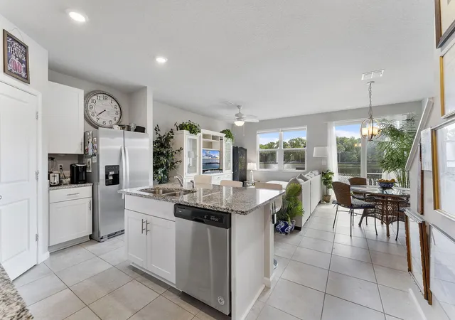 Homes for sale in Stuart, FL | 3947 Se Mentmore Ln, Stuart, FL 34997 | MLS# R11113714