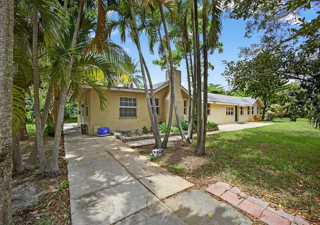 4th image of 129 Fleming Ave, Greenacres, FL 33463 | MLS# R11114749