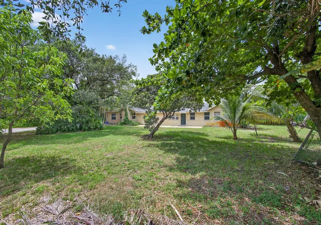 5th image of 129 Fleming Ave, Greenacres, FL 33463 | MLS# R11114749