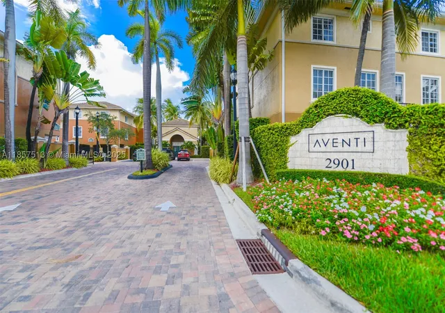 Photo 1 of Townhouse for sale at 2811 Ne 185th St #801, Aventura, FL 33180 | MLS# A11857513 | Listing updated on 2026-10-06