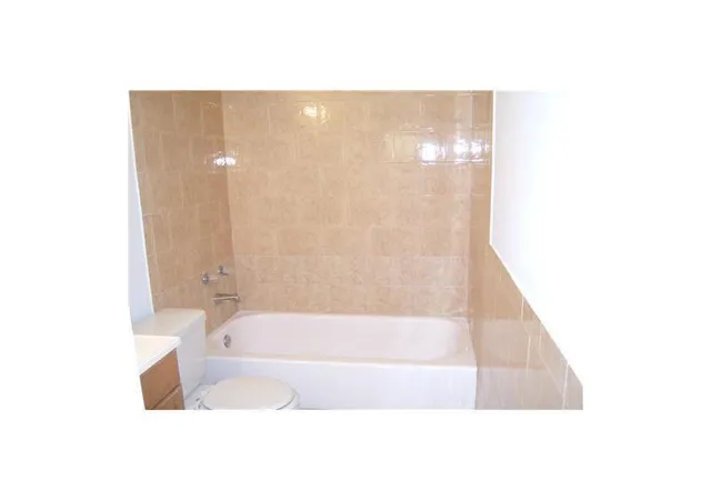4th image of 4158 Inverrary Dr #404, Lauderhill, FL 33319 | MLS# F10520539