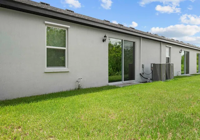 17th image of 1618 Gaiety Wy, Fort Pierce, FL 34947 | MLS# F10520764