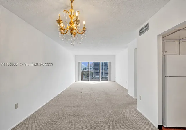 Listing Photo 5 - Condo for sale in building located at 1965 S Ocean Dr, Hollywood, FL 33009 - Unit #7K