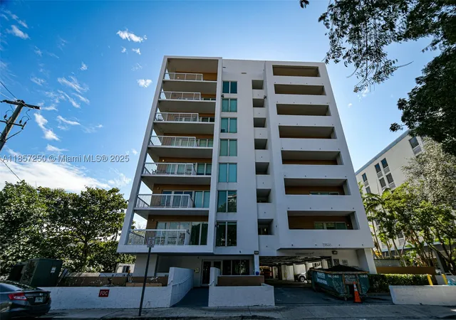 Photo 2 of Condo for sale at 2740 Sw 28th Ter #603, Miami, FL 33133 | MLS# A11857250 | Listing updated on 2026-08-20