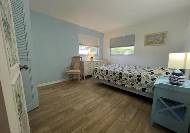 3rd image of 2600 Se Ocean Blvd #B7, Stuart, FL 34996 | MLS# R11116816