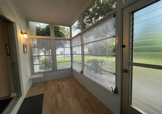 4th image of 2600 Se Ocean Blvd #B7, Stuart, FL 34996 | MLS# R11116816