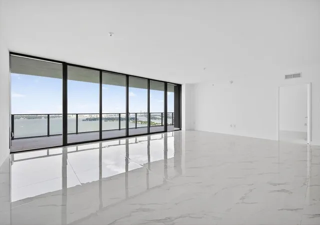 Homes for sale in Miami, FL | 700 Ne 24th St #5202, Miami, FL 33137 | MLS# F10522771