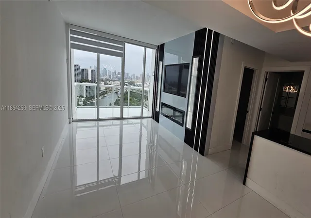 4th image of 1861 Nw North River Dr #11, Miami, FL 33125 | MLS# A11864258