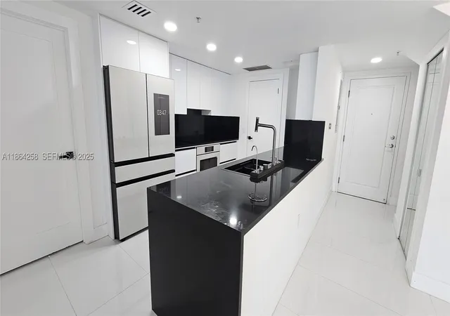5th image of 1861 Nw North River Dr #11, Miami, FL 33125 | MLS# A11864258