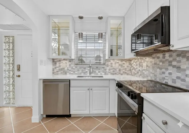 5th image of 769 Jeffery St, Boca Raton, FL 33487