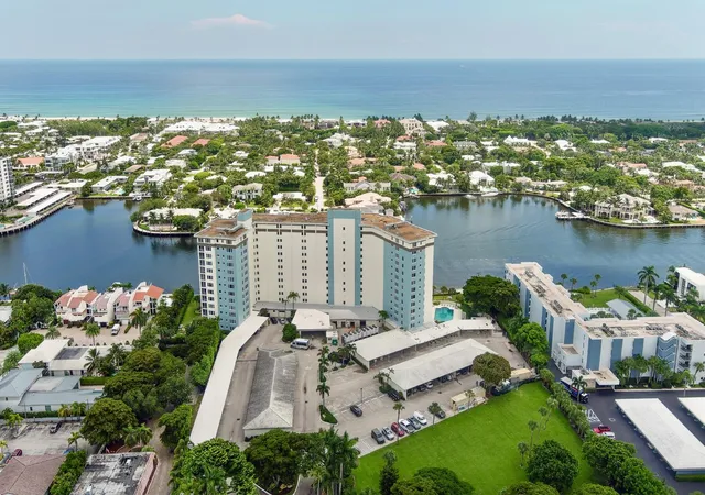 1st image of 555 Se 6Th Ave #11d, Delray Beach, FL 33483 | MLS# R11118547