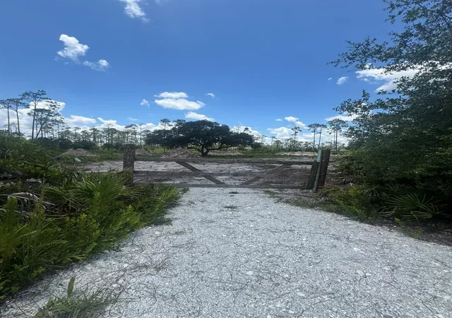 2nd image of 32801 Hwy 441, Okeechobee, FL 34972 | MLS# F10523419