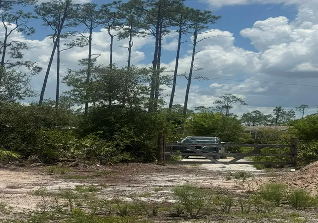 3rd image of 32801 Hwy 441, Okeechobee, FL 34972 | MLS# F10523419