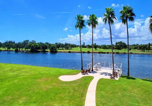 Homes for sale in North Palm Beach, FL | 356 Golfview Rd #609, North Palm Beach, FL 33408 | MLS# R11118656