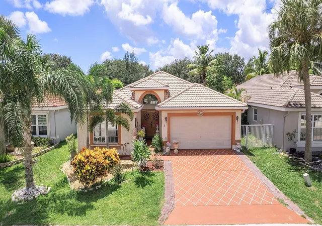 Homes for sale in Boynton Beach, FL | 8207 White Rock Cir, Boynton Beach, FL 33436 | MLS# R11118798