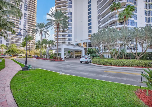 58th image of 19101 Ne 36th Ct #206, Aventura, FL 33180 | MLS# A11864870