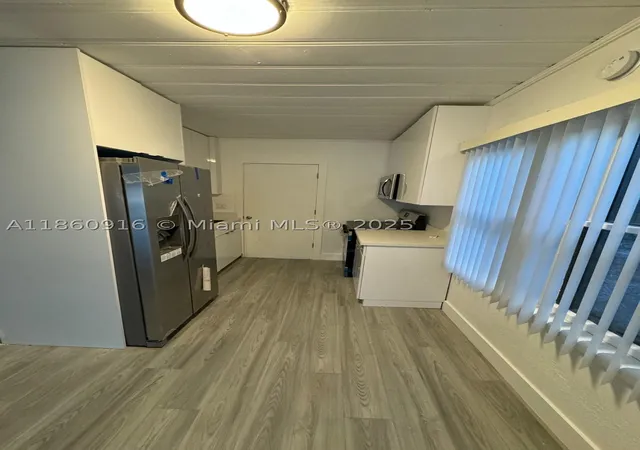 Photo 3 of Multi family home for sale at 501 Wendell Rd, Fort Pierce, FL 34950 | MLS# A11860916 | Listing updated on 2026-08-07