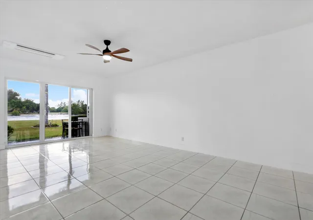 3rd image of 1001 N Riverside Dr #104, Pompano Beach, FL 33062 | MLS# R11119191