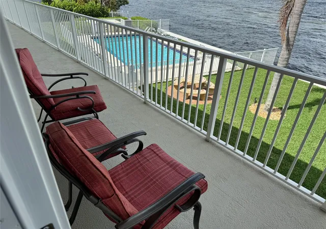 2nd image of 1105 S Riverside Dr, Pompano Beach, FL 33062
