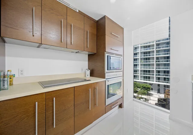 Homes for sale in Miami, FL | 475 Brickell Ave #1815, Miami, FL 33131 | MLS# F10524207