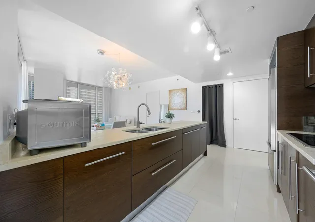 Homes for sale in Miami, FL | 475 Brickell Ave #1815, Miami, FL 33131 | MLS# F10524207