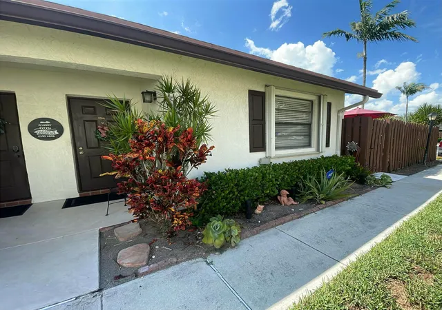 Homes for sale in Boynton Beach, FL | 3780 Lace Vine Ln #131, Boynton Beach, FL 33436 | MLS# R11120012