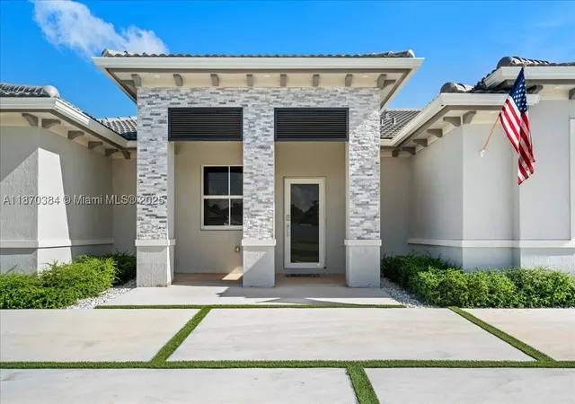5th image of 19803 Sw 321 Street, Homestead, FL 33030 | MLS# A11870384