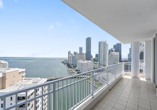 1st image of 801 Brickell Key Blvd #2903, Miami, FL 33131 | MLS# F10524055