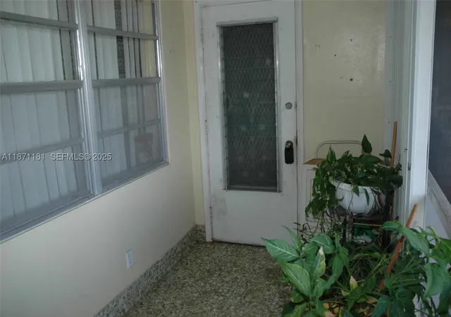 Photo 3 of Condo for sale at 5300 Washington St #Q307, Hollywood, FL 33021 | MLS# A11871181 | Listing updated on 2026-10-02
