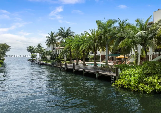 Homes for sale in Miami, FL | 3305 S Moorings Way, Miami, FL 33133 | MLS# A11862938
