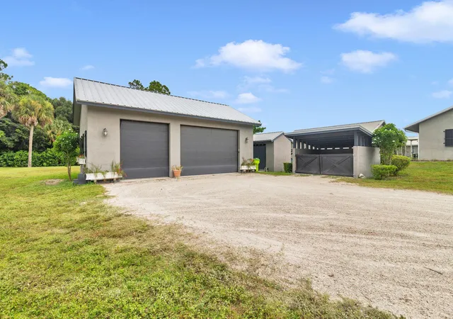 4th image of 2770 E Rd, Loxahatchee, FL 33470 | MLS# R11121290