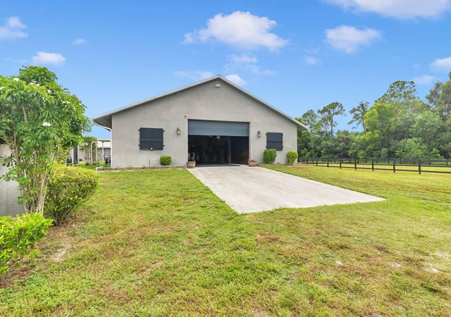 5th image of 2770 E Rd, Loxahatchee, FL 33470 | MLS# R11121290