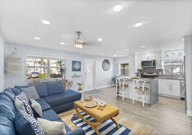 2nd image of 244 Monaco F, Delray Beach, FL 33446 | MLS# R11122441