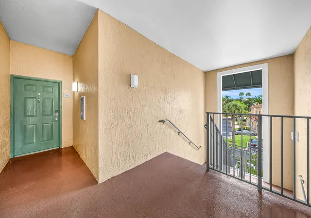 5th image of 11720Th St Andrews Pl, Wellington, FL 33414