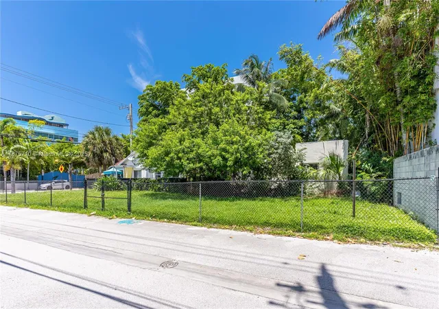 5th image of 918 4Th St, Miami Beach, FL 33139 | MLS# A11875710