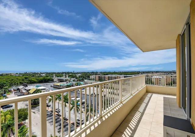Homes for sale in Boynton Beach, FL | 625 Casa Loma Blvd #802, Boynton Beach, FL 33435 | MLS# R11122613