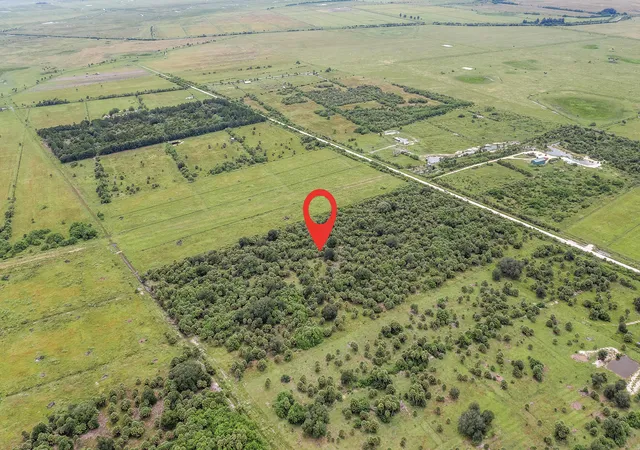 3rd image of 2095 Cabbage Dr, Okeechobee, FL 34974 | MLS# R11122669