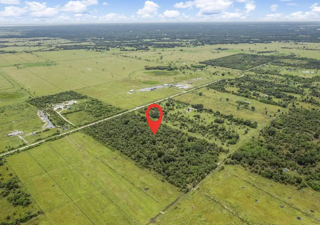 5th image of 2095 Cabbage Dr, Okeechobee, FL 34974 | MLS# R11122669